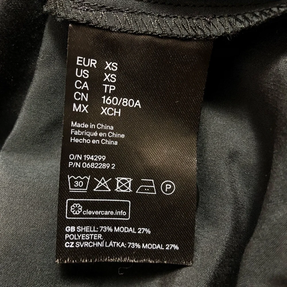 Divided Dark Gray Robe - Picture 6 of 8